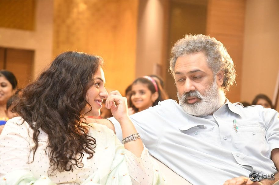 100-Days-of-Love-Movie-Audio-Launch